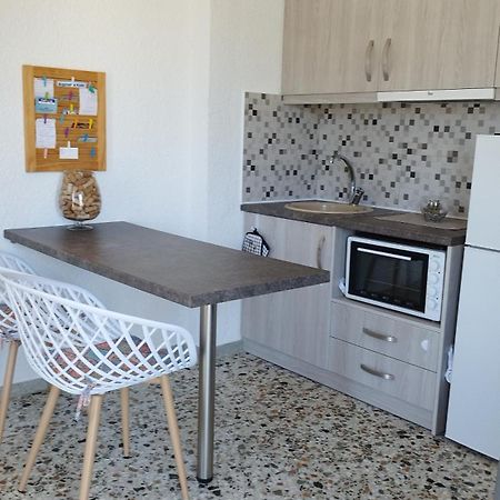 Angelique Όμορφο Διαμέρισμα Στο Porto Heli Exterior foto